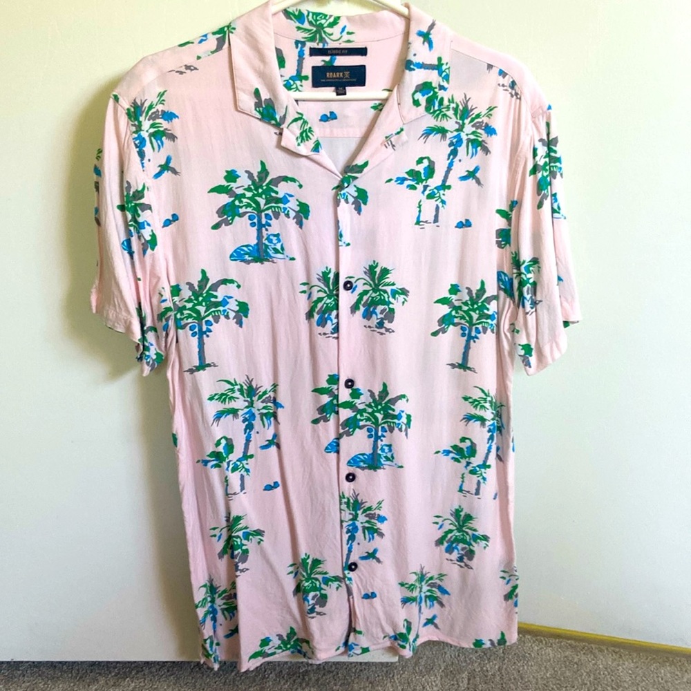 Roark short sleeve button down. Size medium.